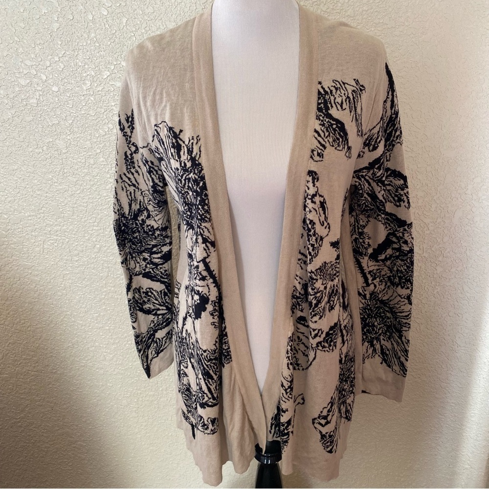 J Jill Missy Sweater Cardigan 100% Cotton Floral Tan Black Open Front Tight Knit